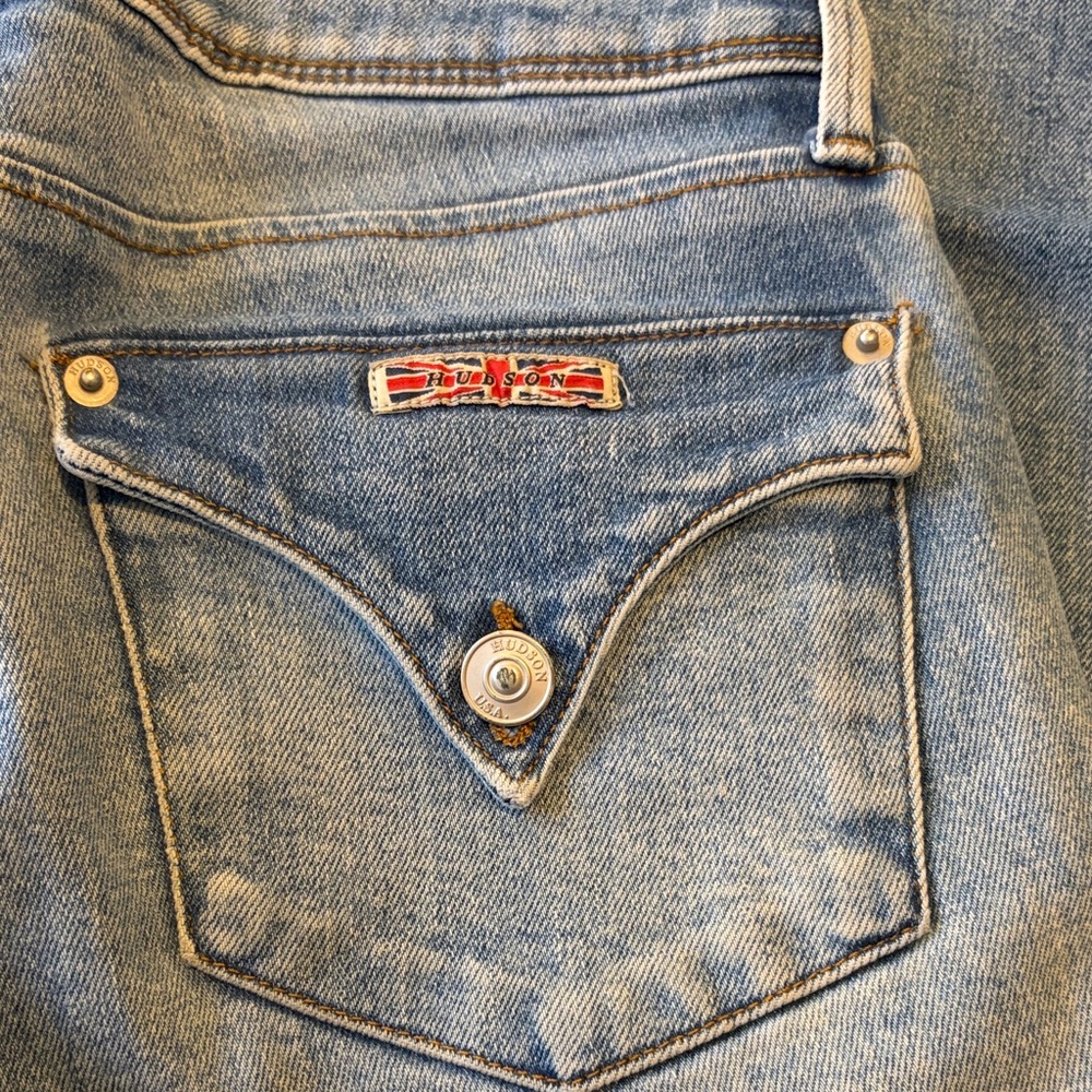 Hudson Jeans Light Blue Ankle & Cropped